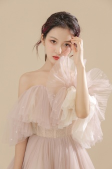 远看是蔚蓝的春天韩剧